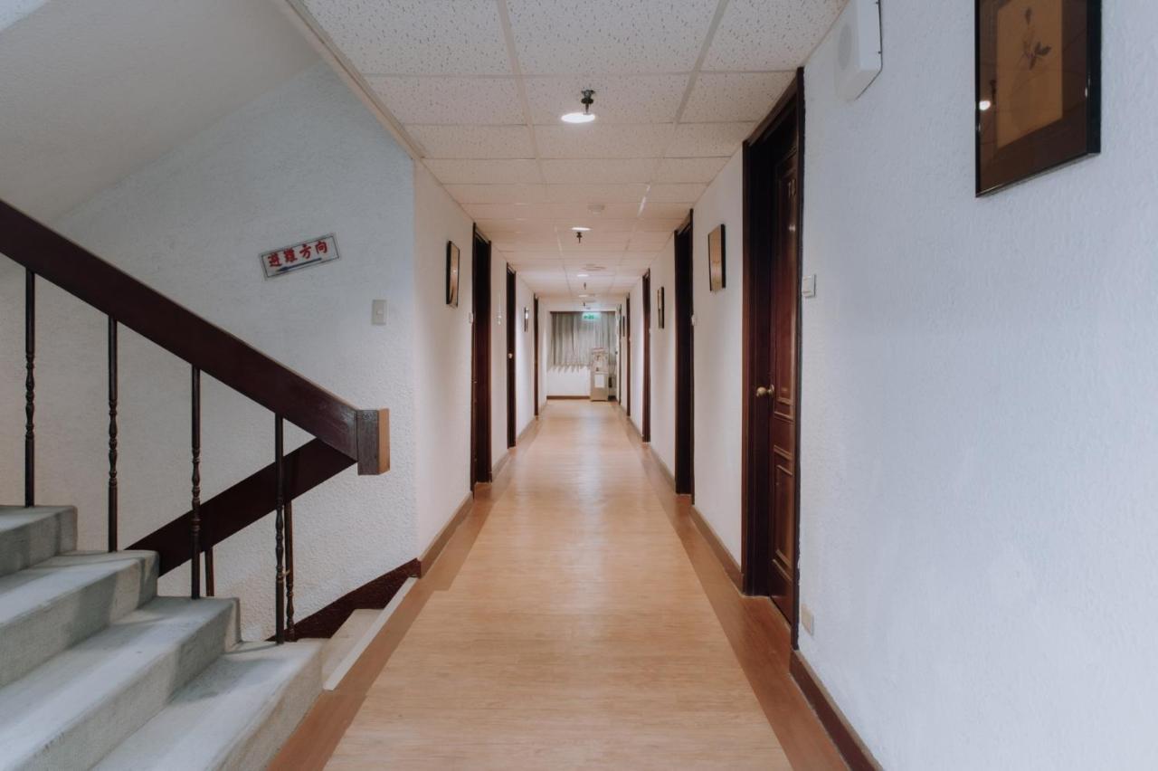 Tong Hsin Hotel Pingtung Exterior photo