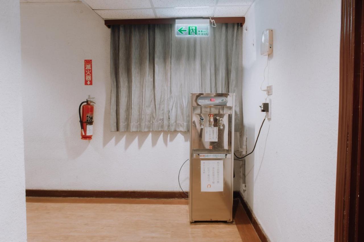 Tong Hsin Hotel Pingtung Exterior photo
